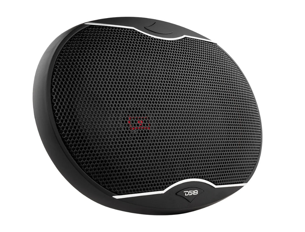 A black oval speaker with a textured mesh grille, featuring a silver accent line and the Ds18 logo at the bottom center